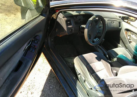 2002 Honda Accord Cpe Ex W/Leather/Ex z USA, uszkodzony, nr VIN 1HGCG32562A016561